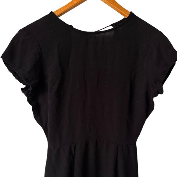 Urban Outfitters Lindsey Cap-sleeve Midi Dress - Picture 9 of 14